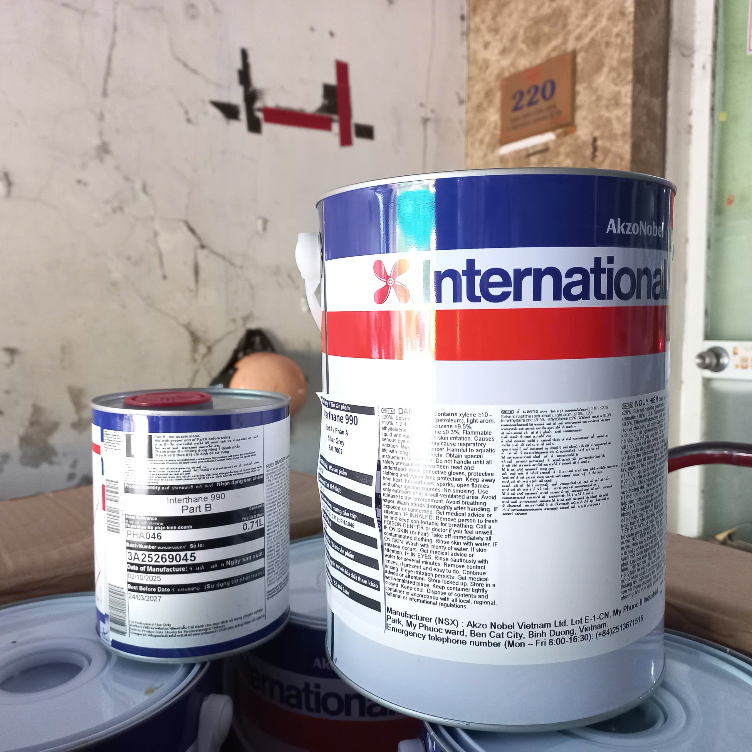 Sơn Interthane 990 Chính Hãng