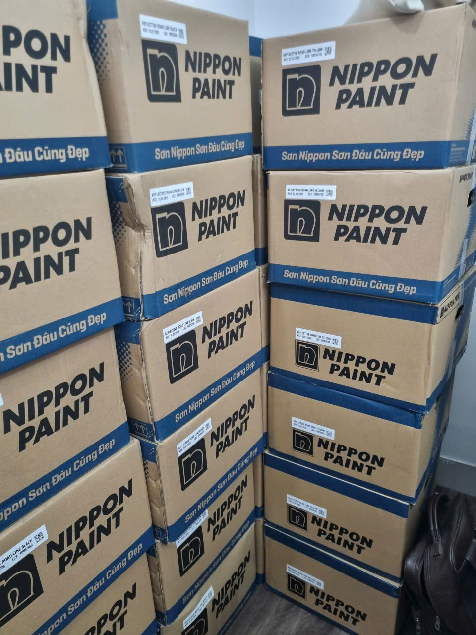 sơn phản quang Nippon