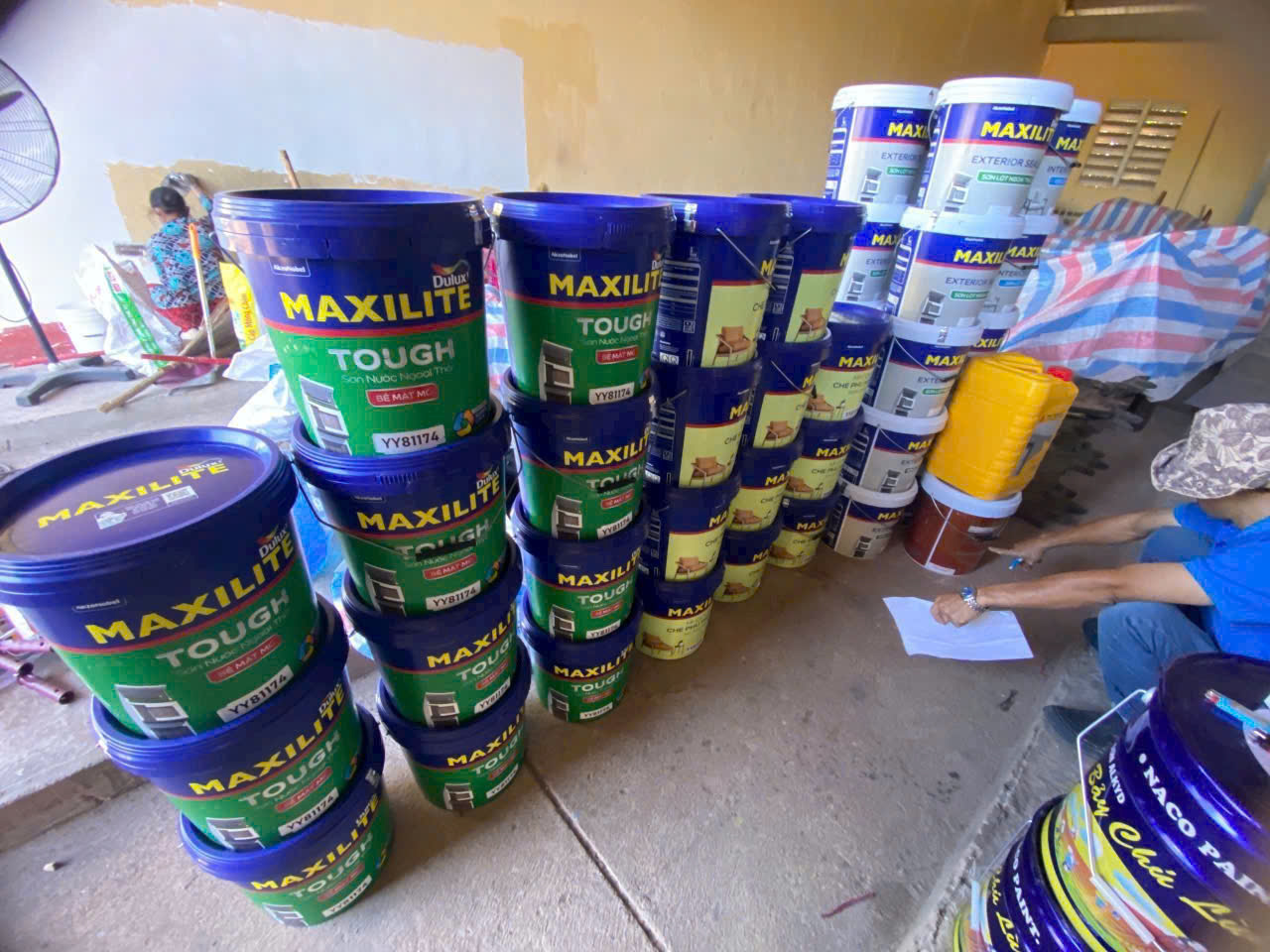 Sơn Ngoại Thất Maxilite Tough 28C Bề Mặt Mờ