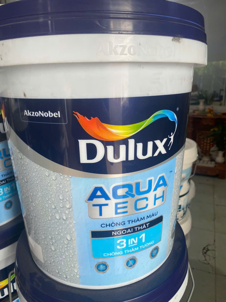 Dulux Weathershield chống thấm ngoài trời