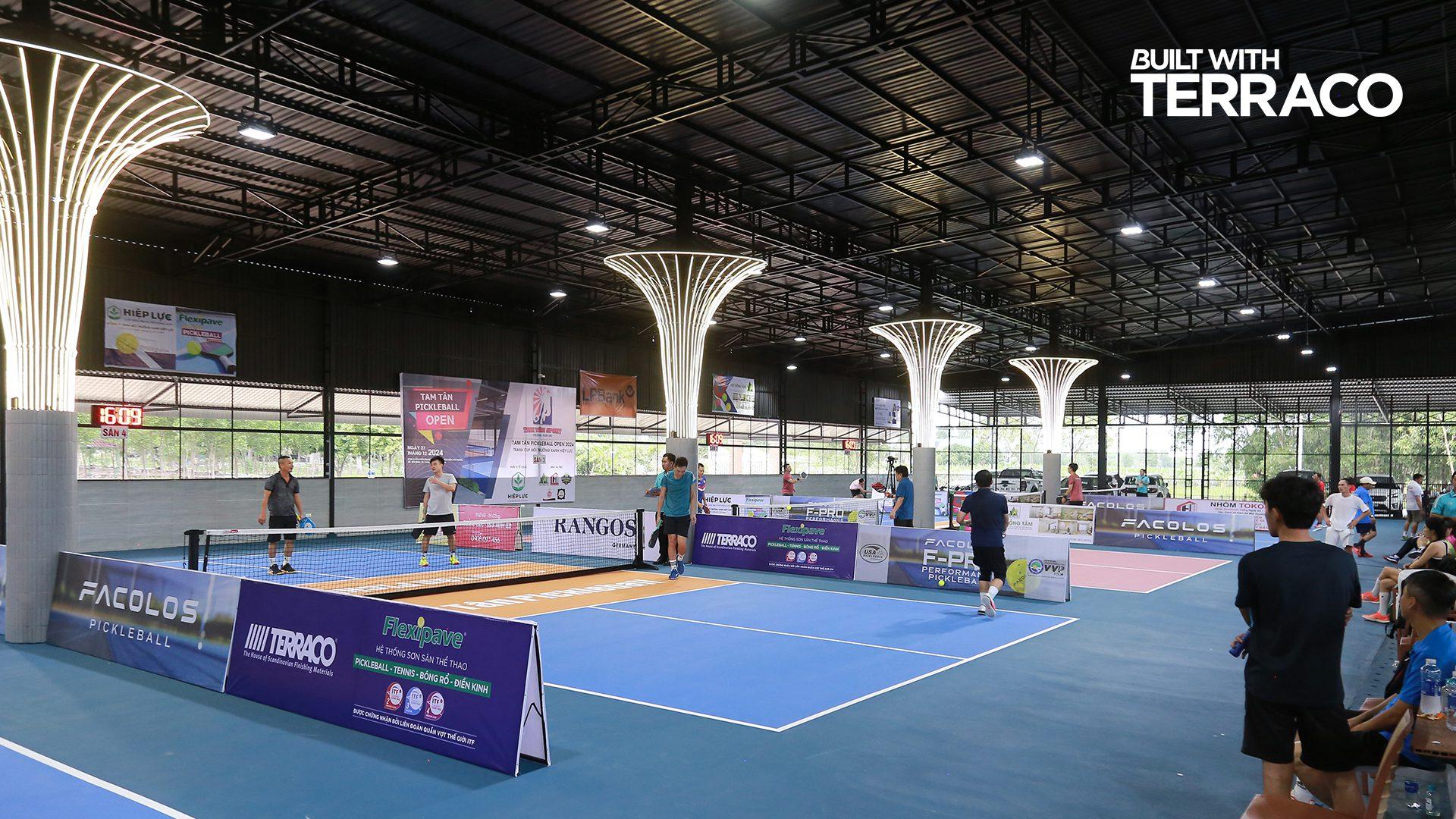 Thi công sân Pickleball bằng hệ sơn Terraco Flexipave