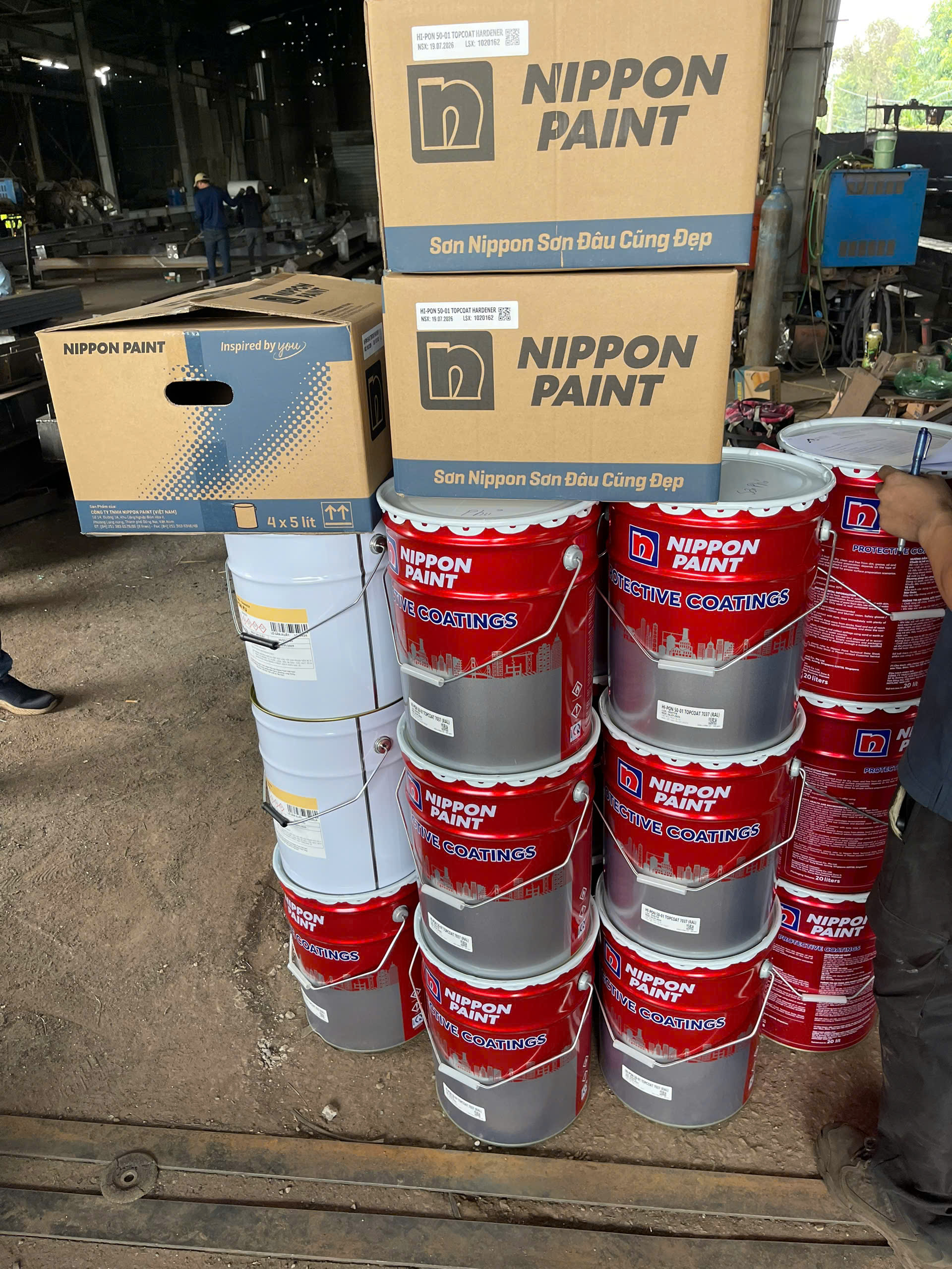 Đại lý bán sơn NIPPON HI-PON 50-01 POLYURETHANE TOP COAT giá rẻ tại HCM