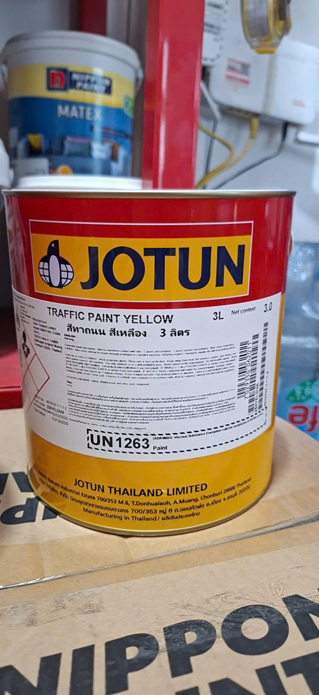 Sơn kẻ vạch Jotun Traffic Paint màu vàng